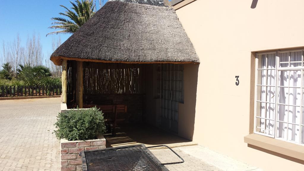 Kleinplaas Guest Farm Hotel Potchefstroom Ngoại thất bức ảnh