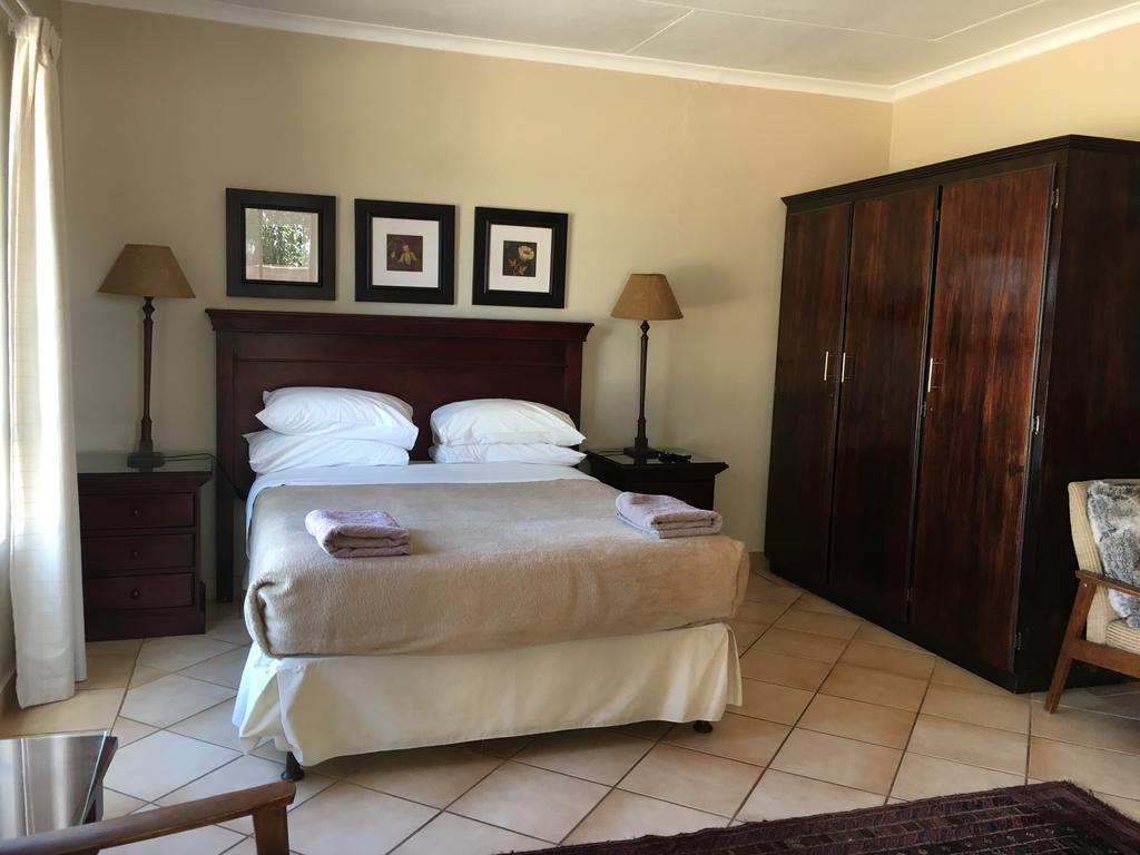 Kleinplaas Guest Farm Hotel Potchefstroom Ngoại thất bức ảnh