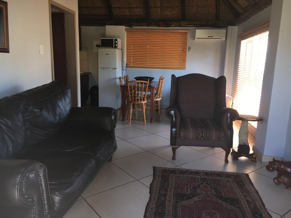 Kleinplaas Guest Farm Hotel Potchefstroom Ngoại thất bức ảnh
